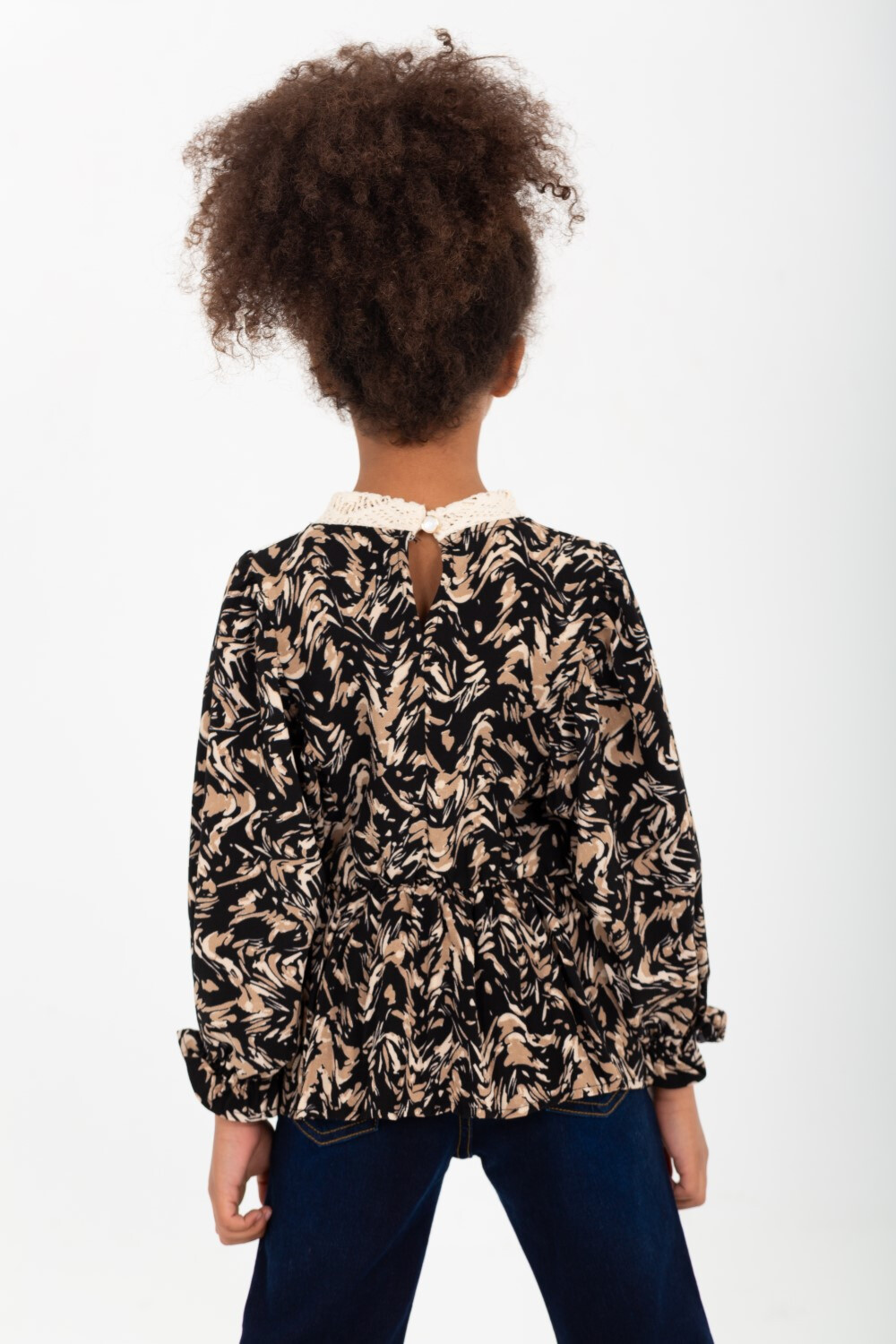Girl's Printed Blouse With Distinctive And Unique Details