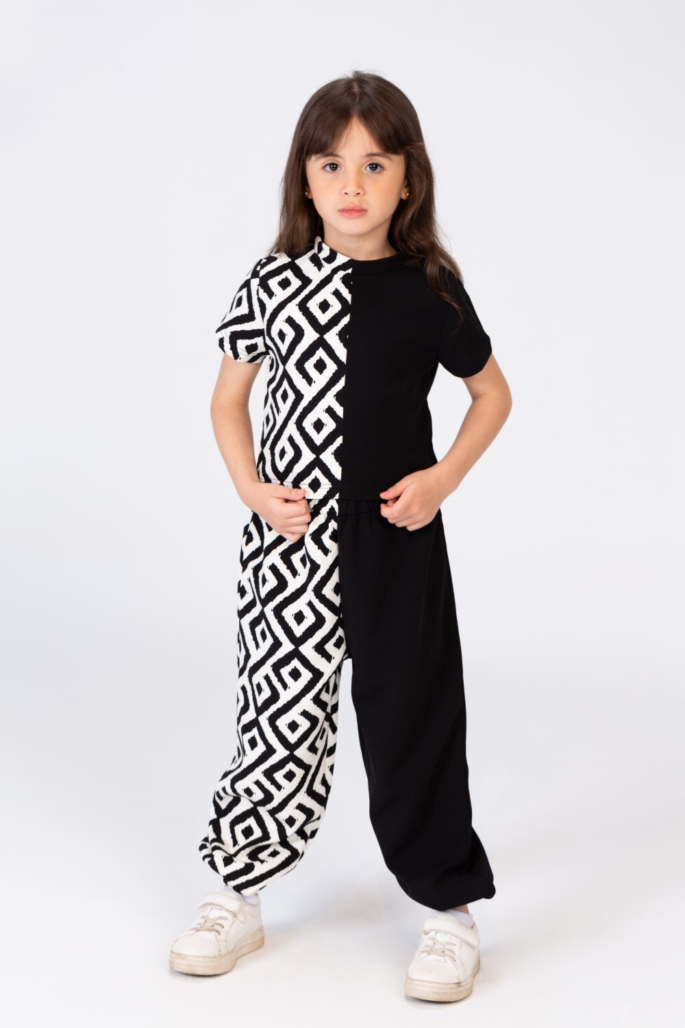 Girls half and half Outfit pants and blouse 
 Chic And Unique