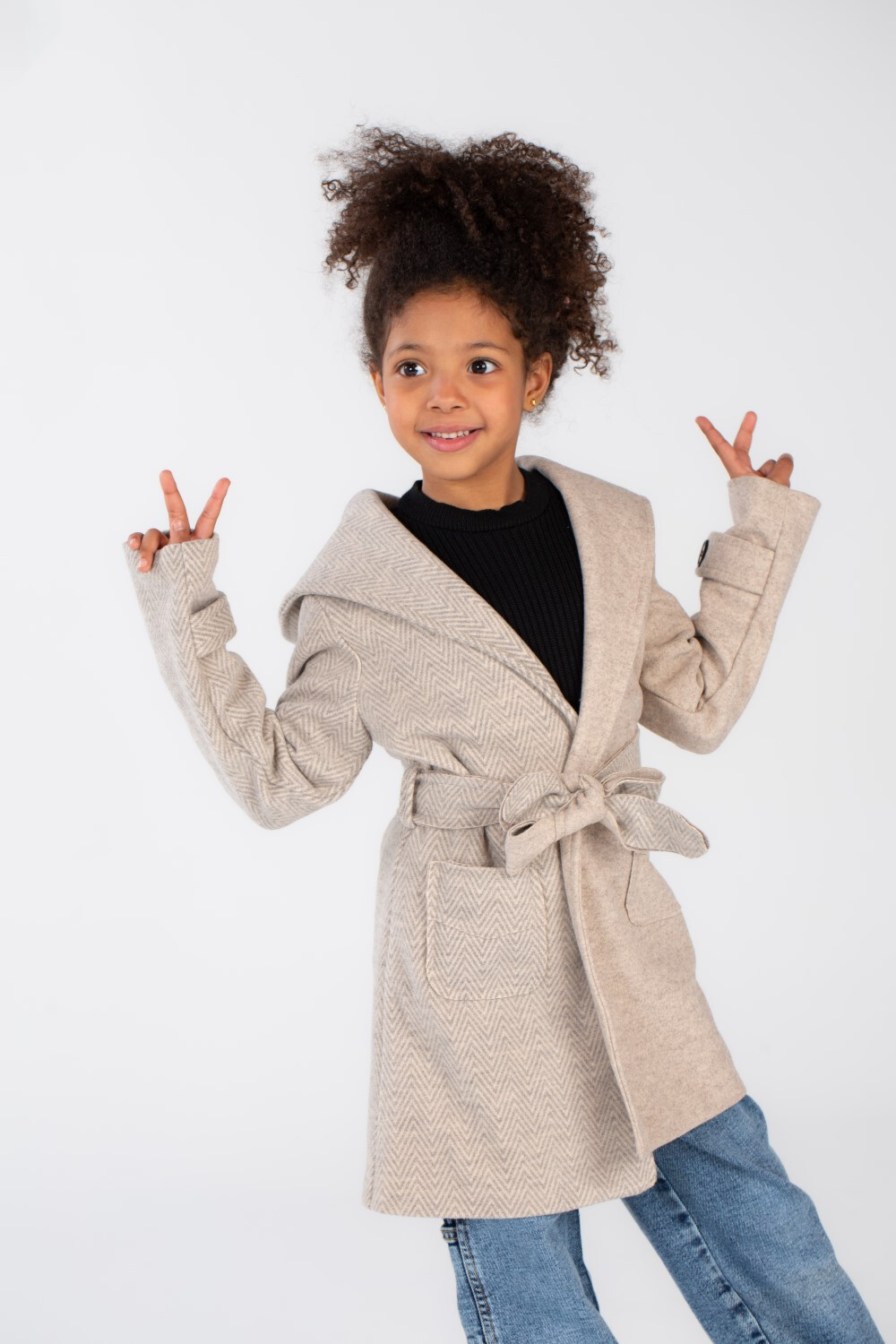 Girl's Padded Comfortable Fit Gogh With Front Pockets Coat
