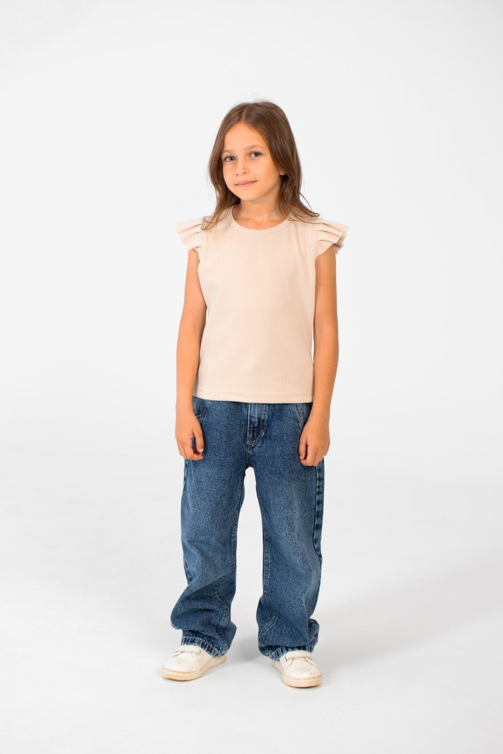 Girl's Classic T-shirt With Shoulder Ruffles In Practical Material