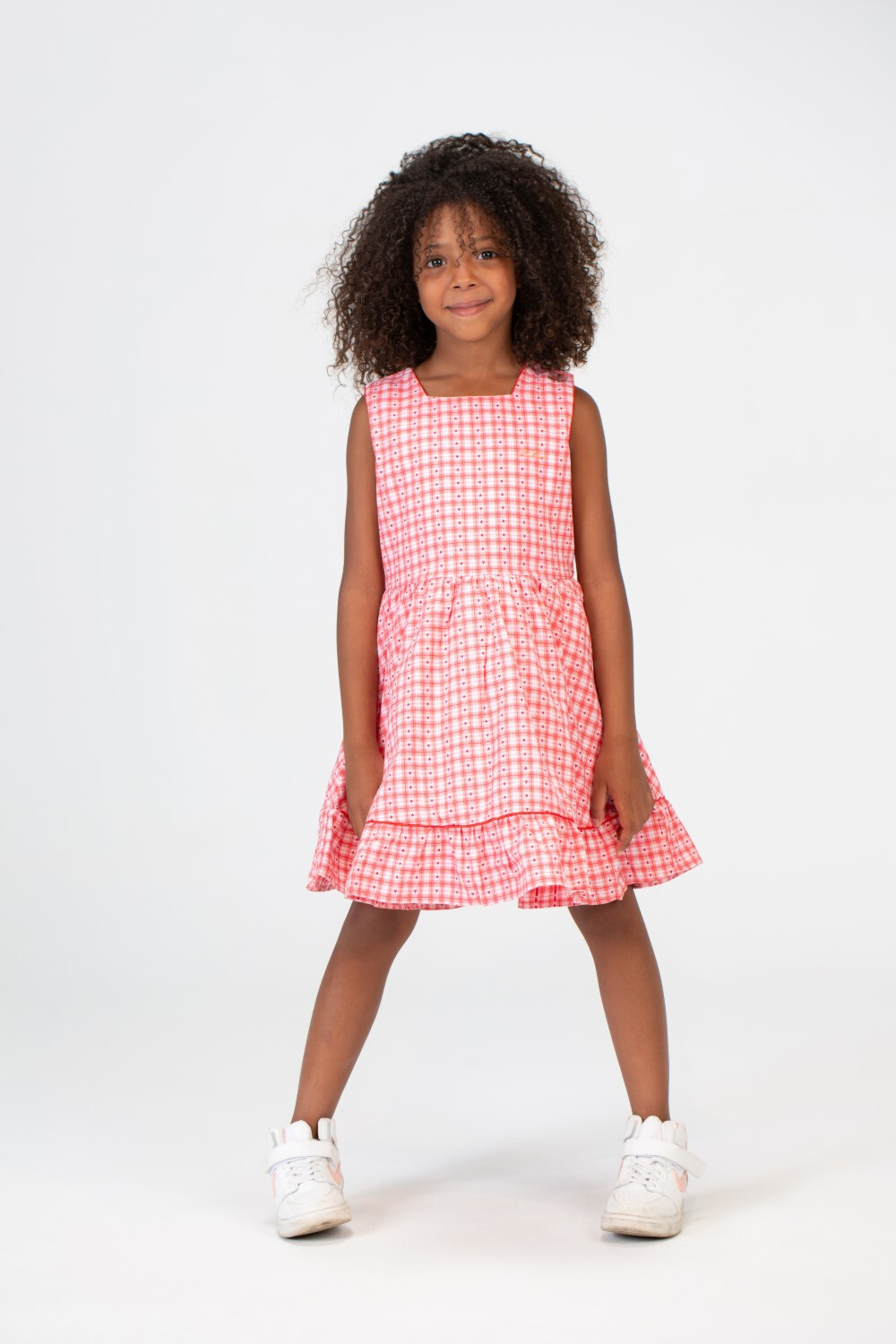 Girls Checkered Knee Length Fabric Cut Dress In Pink