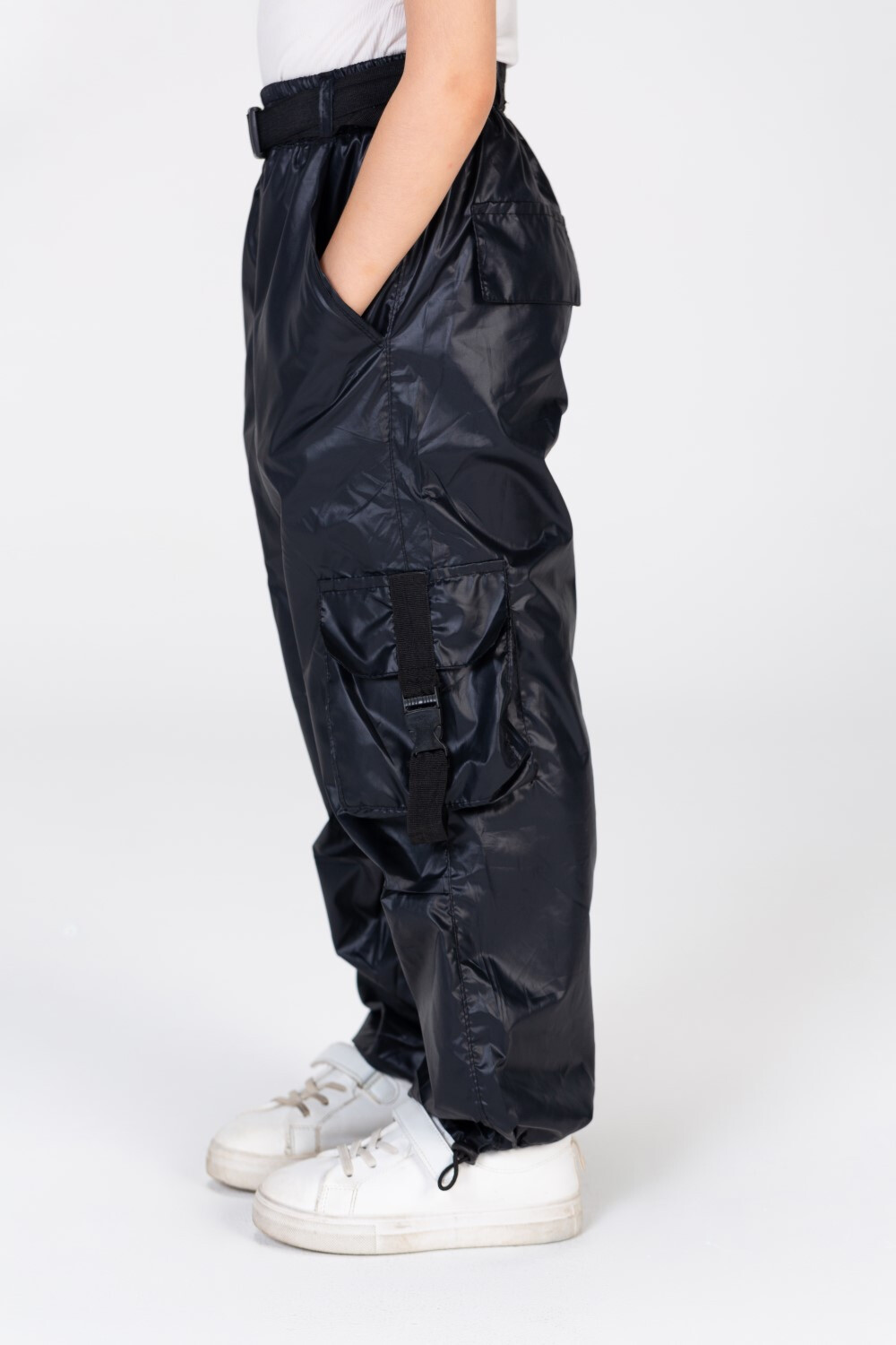 Girls Wide Leg Waterproof Trousers With A Belt At The Waist And Pockets In A Modern Fit Tomato Stores