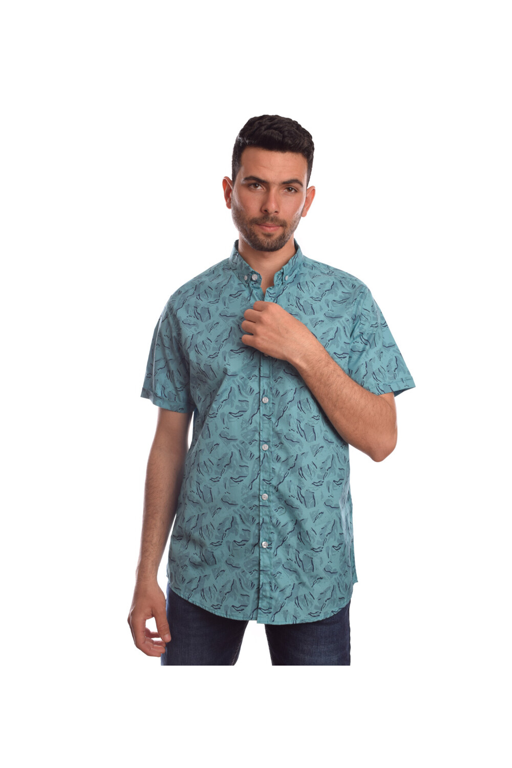 Men's Short Sleeves Classic Regular Fit Jakar Shirt With A Unique Cut