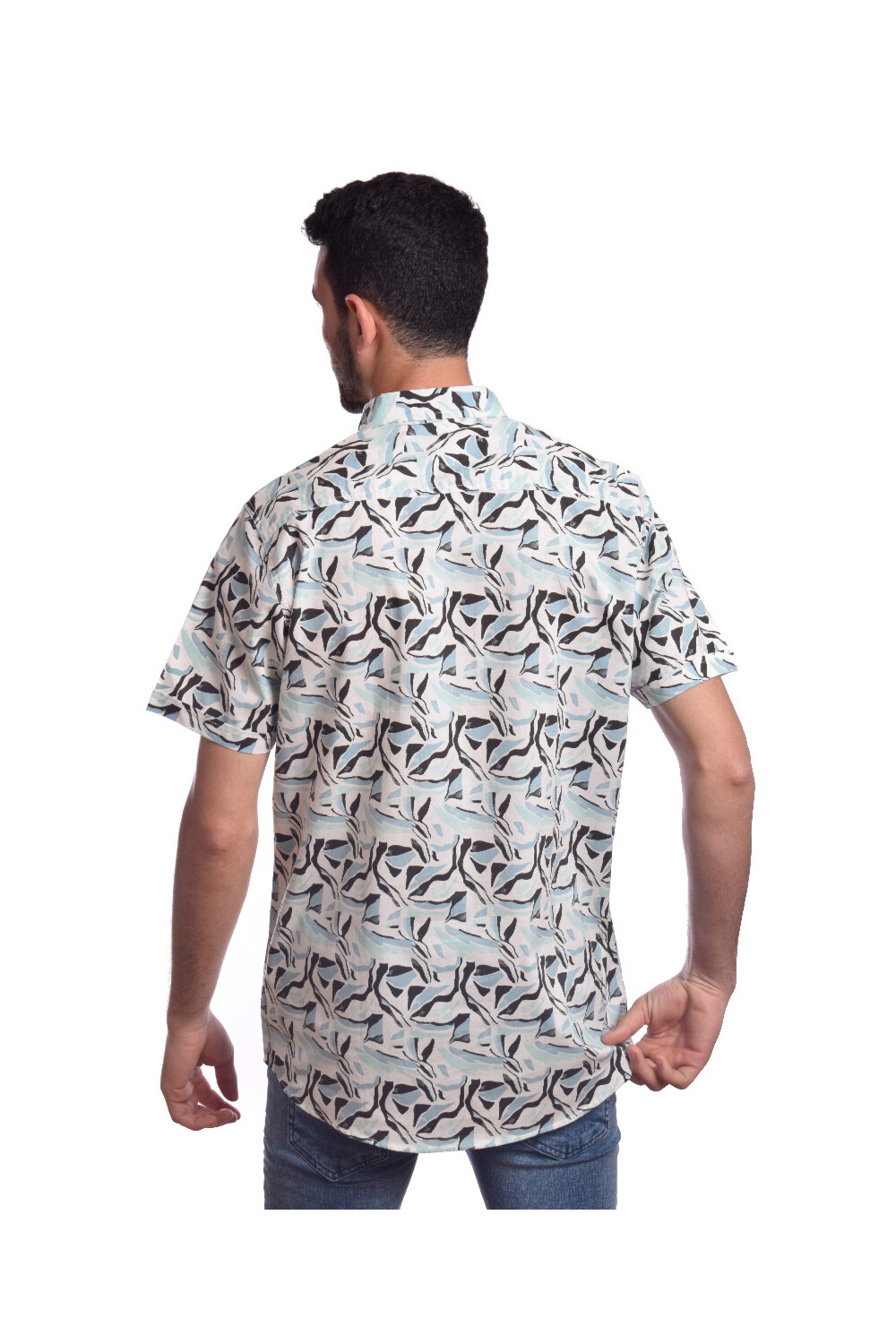 Men's Unique Style Cotton Shirt With Jakar Details That Features A Unique Cut