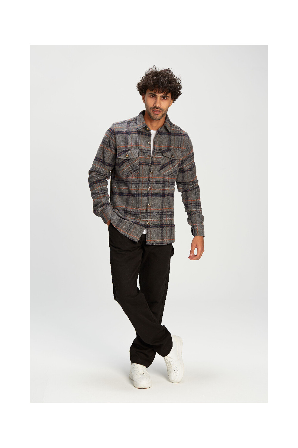 Men's Regular Fit With Front Pockets Checked Wool Padded Shirt