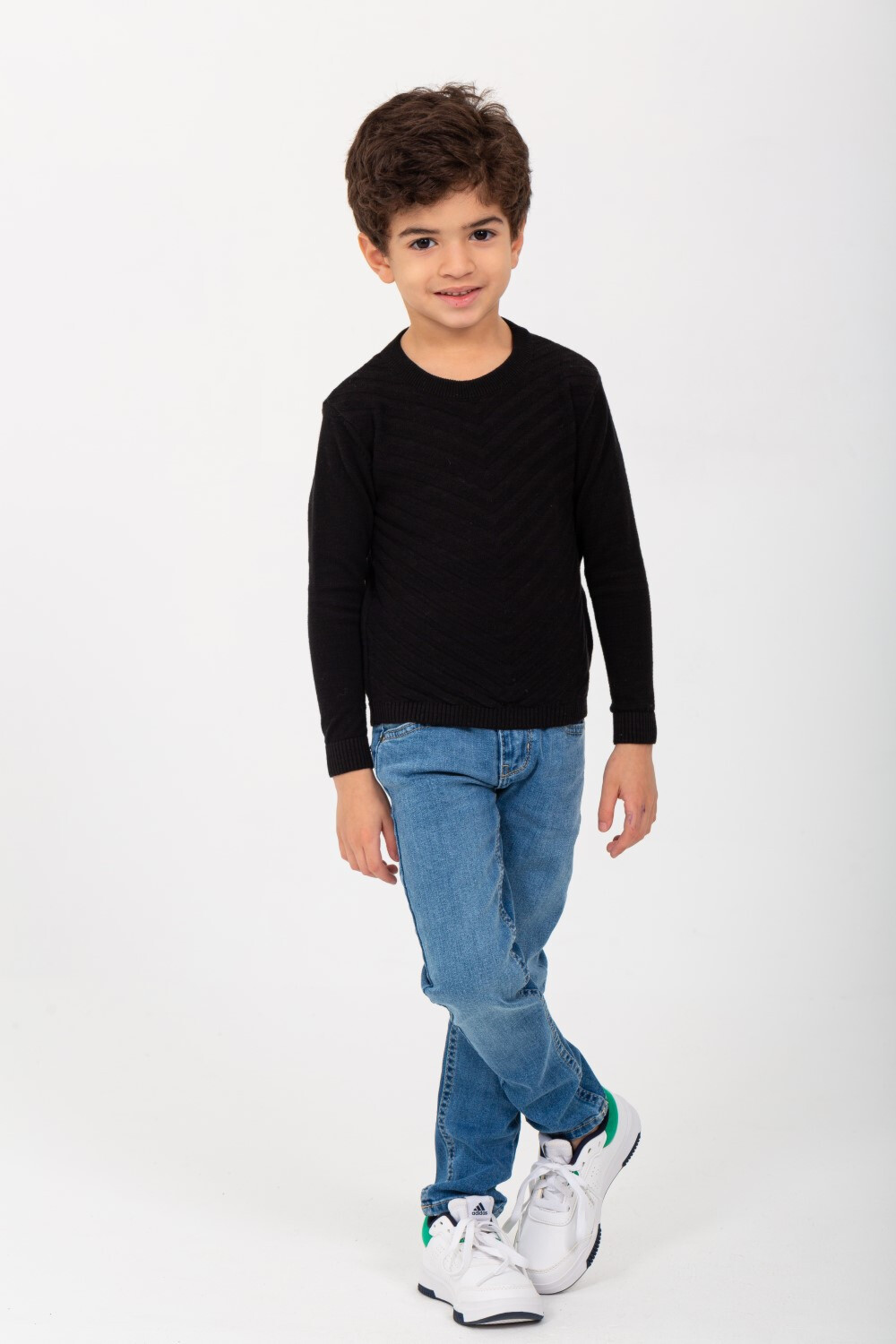 Boy's Round Neck Made Of Comfort Wool With Designed Pattern Pullover