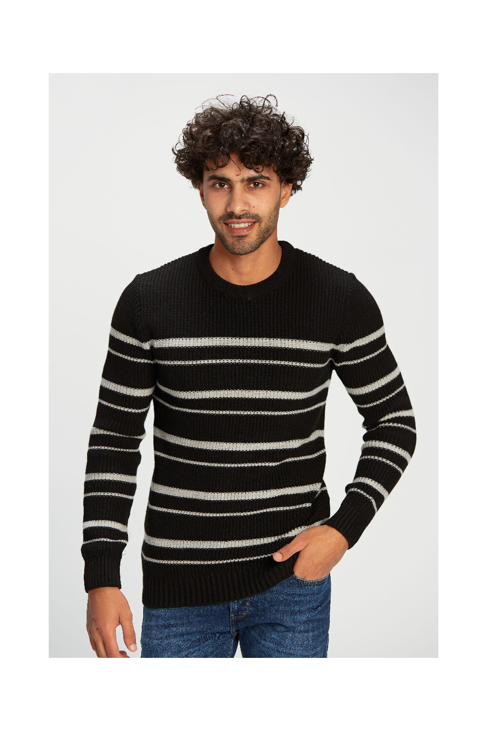 Men's Striped Rounded neck Made Of Soft Wool Pullover