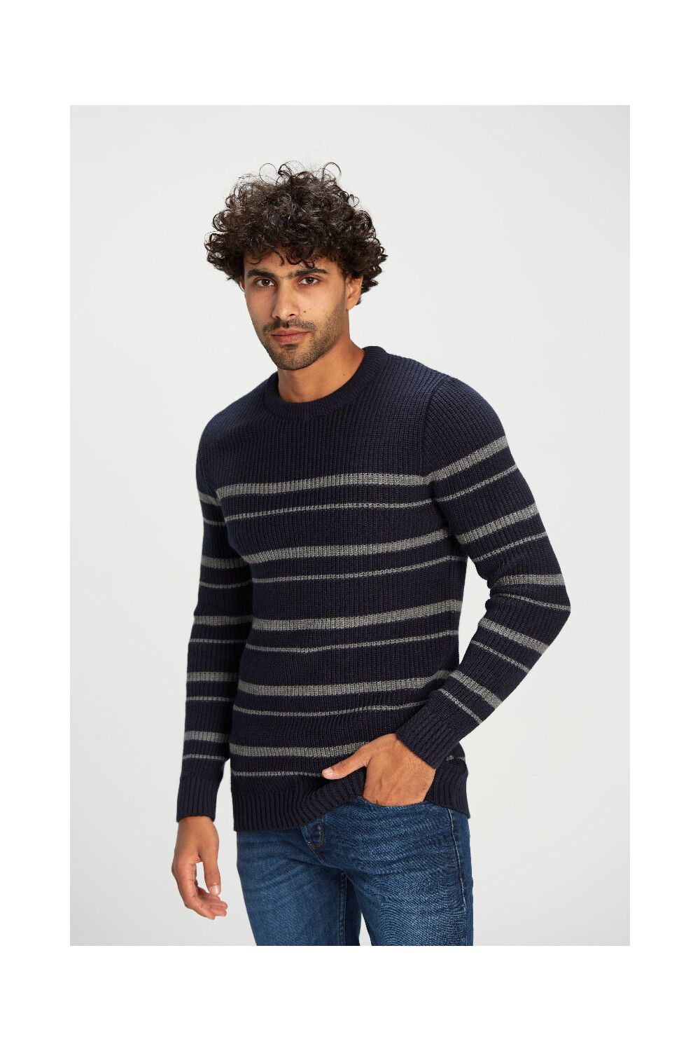 Men's Striped Rounded neck Made Of Soft Wool Pullover