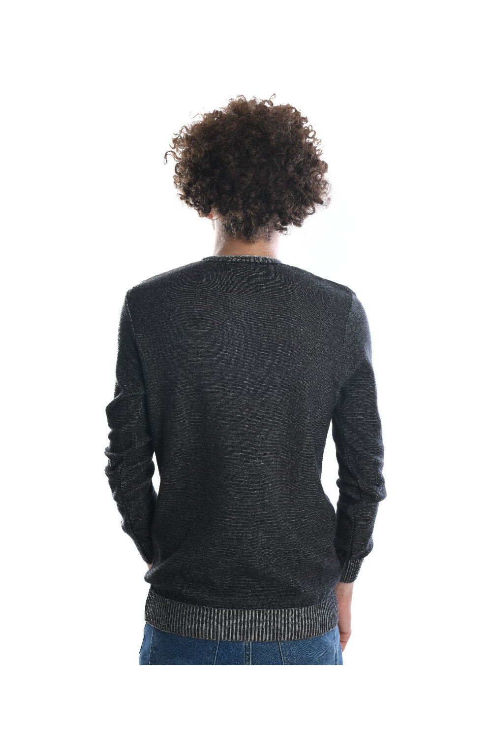 Men's Long Sleeves Unique Design Rounded Neck Pullovers
