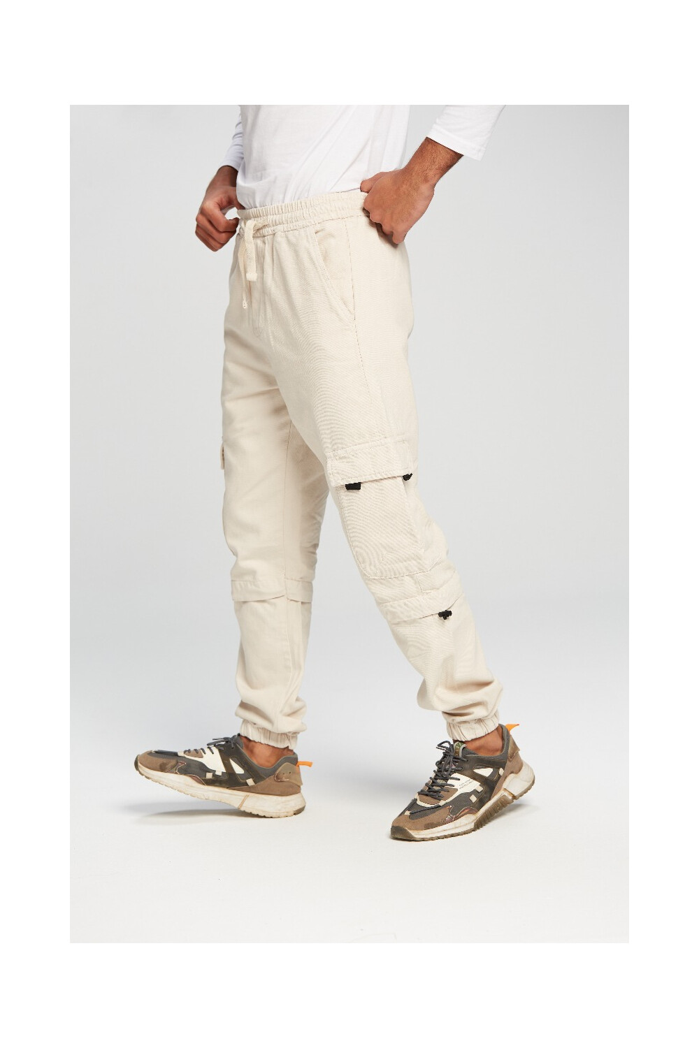 Men's Cargo Made Of Comfort And Soft Gabardines Pants